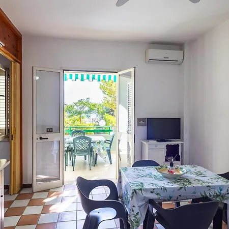 Apartman Baia Bellavista Fronte Di Paf