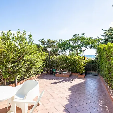 Apartman Baia Bellavista Fronte Di Paf *