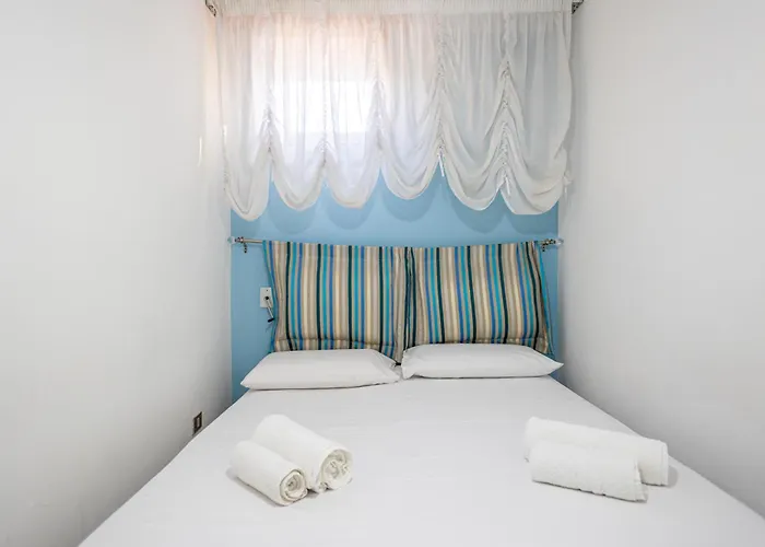 Apartment Baia Bellavista Fronte Di Paf *